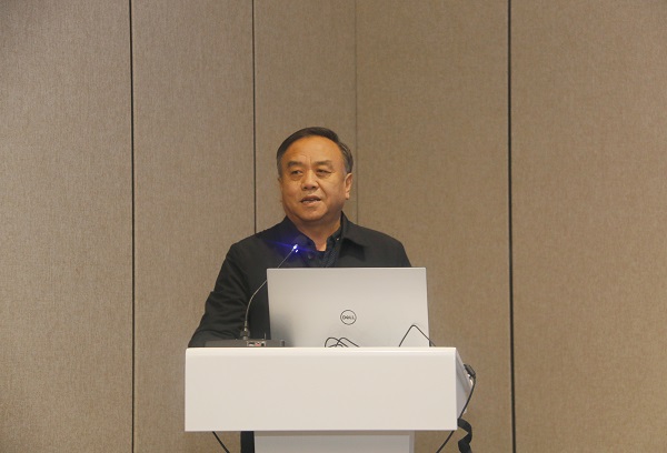 新乡市土木工程学会副理事长、集团公司副总经理任全涛致辞.jpg 新乡市土木工程学会副理事长、集团公司副总经理任全涛致辞.jpg